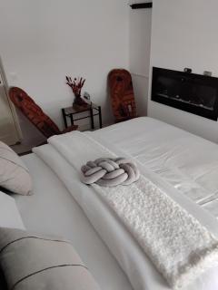 Un été sans fin - 3 chambres- 3 lits - balnéo - Ay - 4