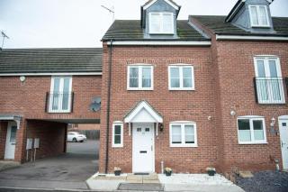 4-Bed, Sleeps 6, contractors welcome! - Peterborough - 8