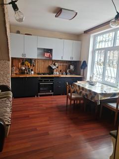ADONI HOUSE Уютней чем в родном доме - Almaty - 1