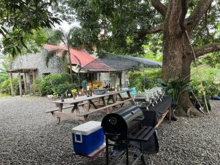 CASA HERNANDO Private Resort - Apalit - 4