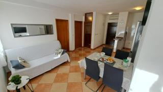 Lovely 2-bedroom, 2-bathroom apartment with sea view balcony, 200m from beach - Duće - 7