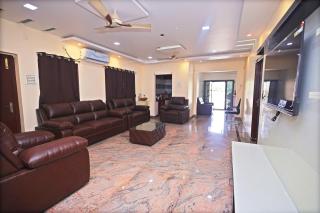 Jay & Jas Hotel - Tirupati - 1