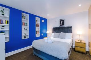 Free Parking! Two Bedroom Apartment in Sheffield by Eason Stays, Ideal For Weekend Getaways, Hospital Placements & Business Travellers - Sheffield - 0