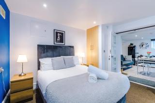 Free Parking! Two Bedroom Apartment in Sheffield by Eason Stays, Ideal For Weekend Getaways, Hospital Placements & Business Travellers - Sheffield - 3