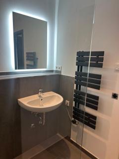 A & B Apartment und -Zimmervermietung - Tornesch - 5