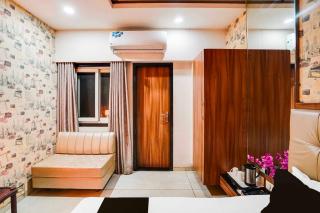 Townhouse Oak Kota Airport - Kota - 8