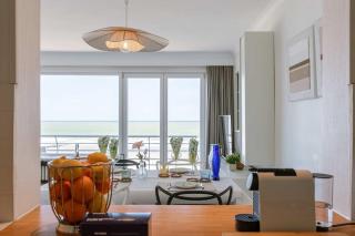 Huswell - Seafront Appartment with Stunning Views - 7