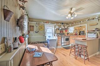10 Mi to Gore Mountain- Home in Adirondack Park home - - 4