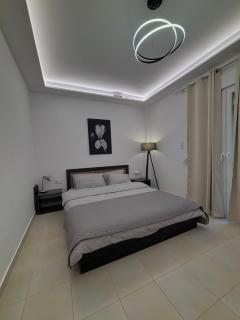 Bright & Stylish Apartment in the centre - Serres - 9