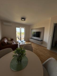 Apartment 43 with Garage - Podgorica - 0