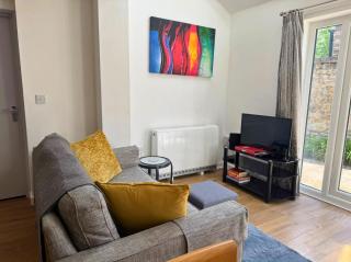 Headington, Oxford, an ENTIRE 2bed, free Wi-Fi, free parking - Oxford - 7