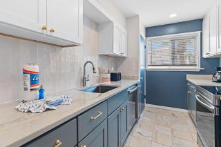 SouthBay by the Gulf #122 - Salty Paws - 2