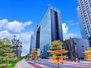 Kuanrong Suites Hotel Panyu Changlong South Village Wanbo Subway Station - Guangzhou - 0