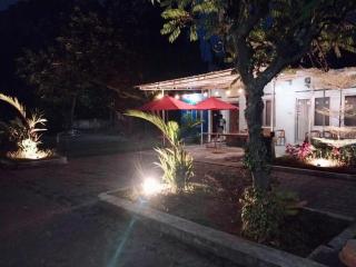 Rumah Inap Pesanggrahan - Giri - 4