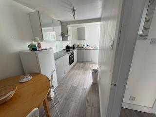 Sowerby Apartment - 8