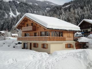 Demi-chalet, 4 chambres, sauna, accès facile aux remontées, idéal pour 11 pers. - FR-1-676-18 - Châtel - 0