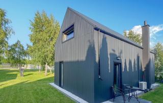 Nice Home In Mscice With Jacuzzi - Mścice - 0