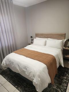 Summer Palace, Short Term Rental, Solaria 3, Pellissier - 5