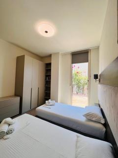 Vila Solomo Palasë - 1