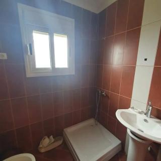 Old Beach Apartment - Vlora - 7