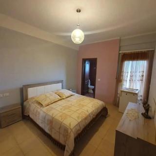 Old Beach Apartment - Vlora - 5