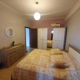 Old Beach Apartment - Vlora - 4