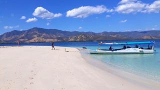 All-Inclusive Paradise Experience - Boat Tour, Snorkeling & Island Camping - - 9