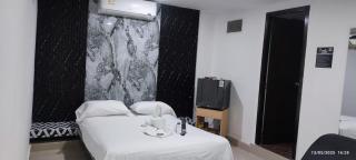 Hotel Centrica Del Palo 45 - 3