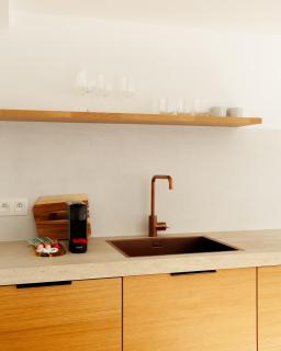 Cozy 1BDR Topfloor duplex flat - 2