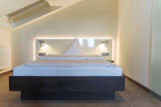 Hotel am Berg Esslingen - Esslingen am Neckar - 3