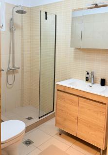 The Luxe Spot - Agria - 6