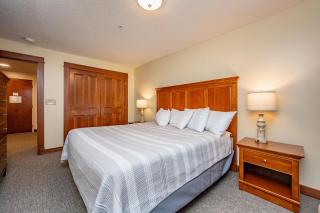 A126 One Bedroom Standard View - Oakland - 1