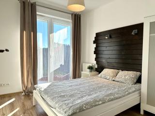 Mieszkanie z ogrodem & parking - 1