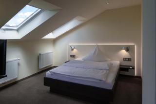Hotel am Berg Esslingen - 7