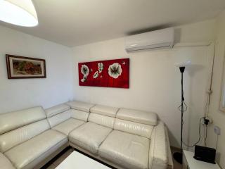 Comfort on the ground - Haifa - 2