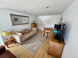 Bryn Lodge - Boulston - 8
