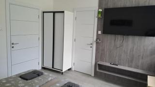White Harmony Apartment - 8
