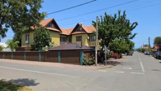 Villa Mugur - 2 Mai - 9