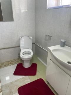 Four Seasons Guest House - Karakol - 3