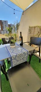 Hidden Gem, modern 2bedroom, amazing terrace-FREE PARKING-YOUR HOME AWAY FROM HOME - Tirana - 9