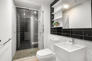 Skyline CBD Retreat - Pool & Stunning Views - Melbourne - 1