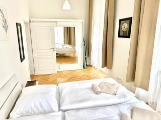 Viaduct View Apartment - Prag - 8
