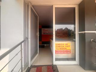 Lulu holiday inn - 0