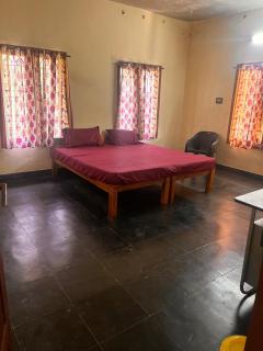 Lulu holiday inn - Alleppey - 8