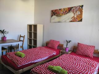 3 min Walk Old Town Center private room A - Prag - 0