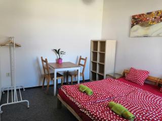 3 min Walk Old Town Center private room A - Prag - 8
