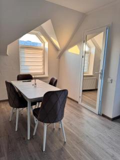 Small House Hotel - Chişinău - 8
