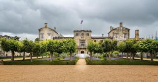 Historic Tollhouse & Riverside Garden nr Cathedral - Salisbury - 1