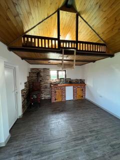 Hill's Peak - Cacica - 6