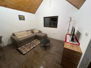 Hill's Peak - Cacica - 4